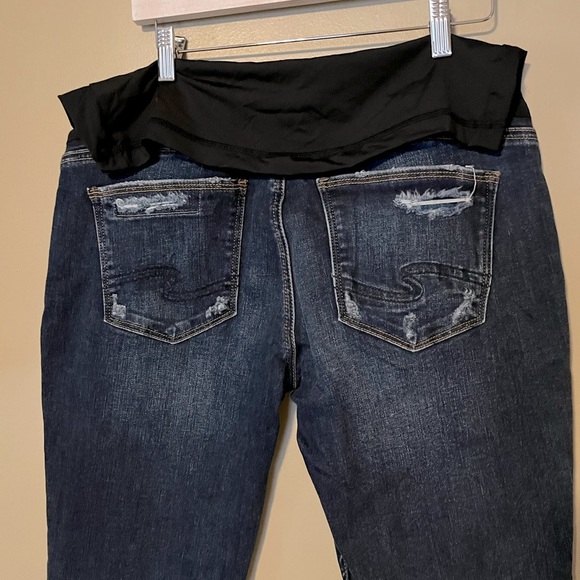 Silver Jeans Suki Skinny Leg Maternity Jeans - Picture 6 of 9
